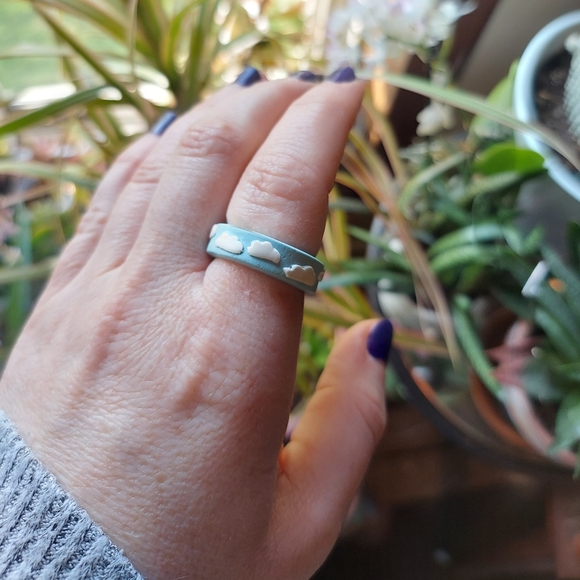 Bendy Cloud Ring ☁️ Size 9 1/2 - Picture 2 of 10
